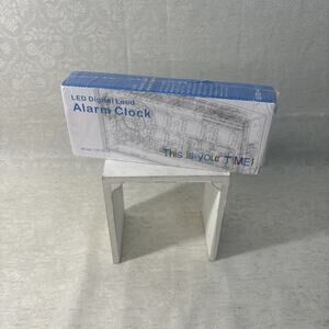 New LED Alarm Clock LOUD Digital USB Output Factory Sealed Heavy Sleepers White